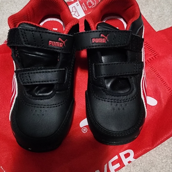 Ferrari Puma Shoe for kids - Picture 2 of 5